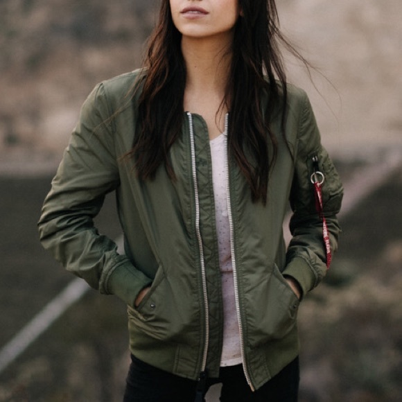 alpha industries lightweight bomber